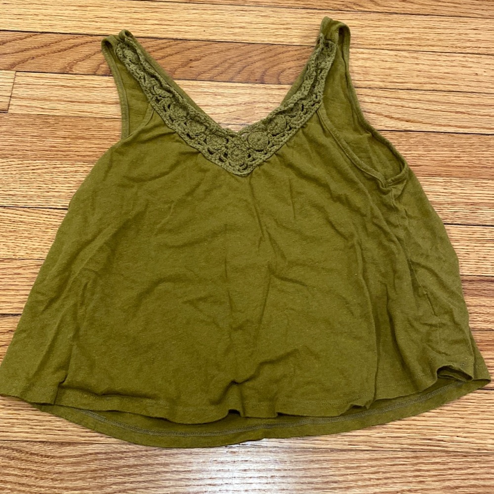 Forever 21 Women’s Knit Top Sleeveless Olive, Size M